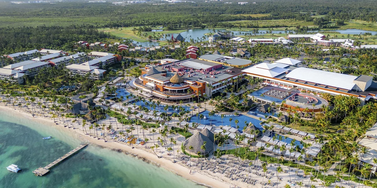 Barceló Bávaro Palace – playa elegida por National Geographic entre las 10 mejores del mundo