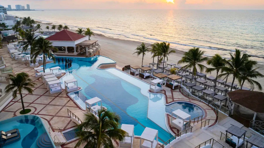 Hyatt Zilara Cancún – playa arena blanca Caribe azul turquesa Zona Hotelera