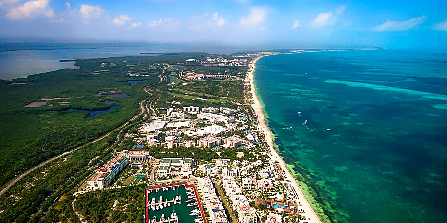 Riu Palace Costa Mujeres – acceso y entorno de Costa Mujeres, México