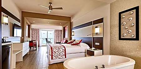 Riu Palace Costa Mujeres – Suite Vista Mar Frontal con sala