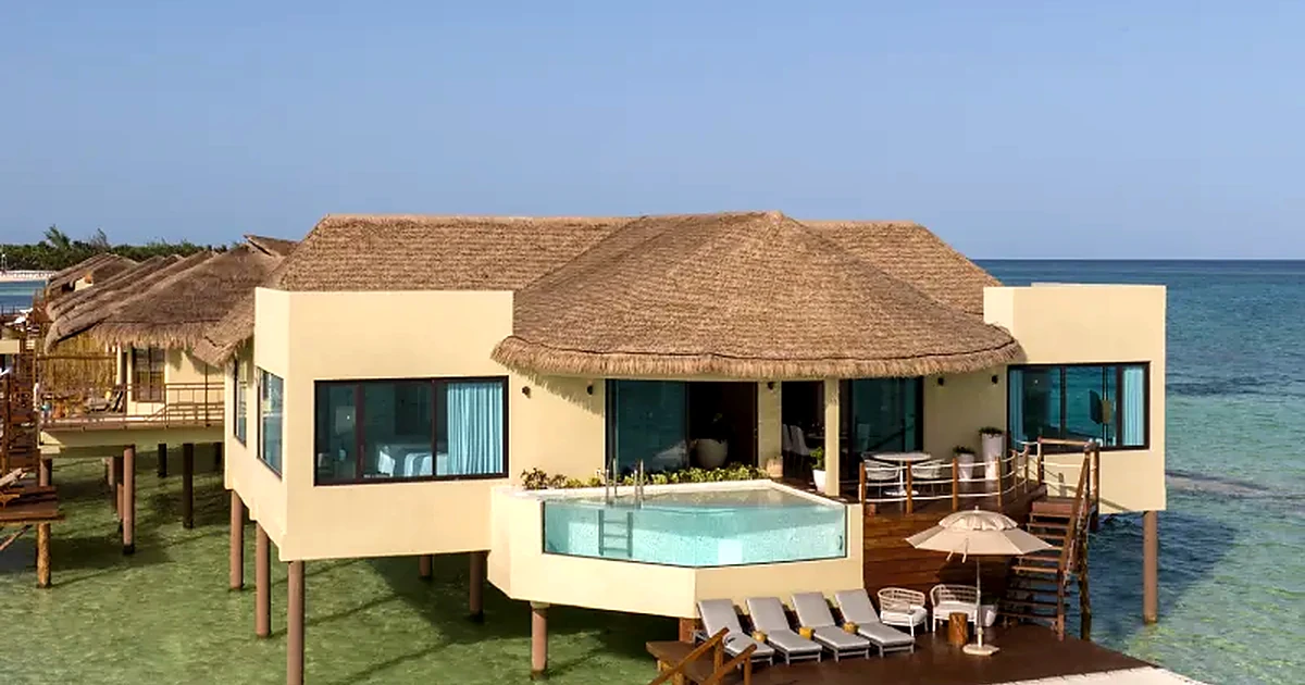Palafitos Overwater Bungalows – bungalow privado sobre el agua turquesa