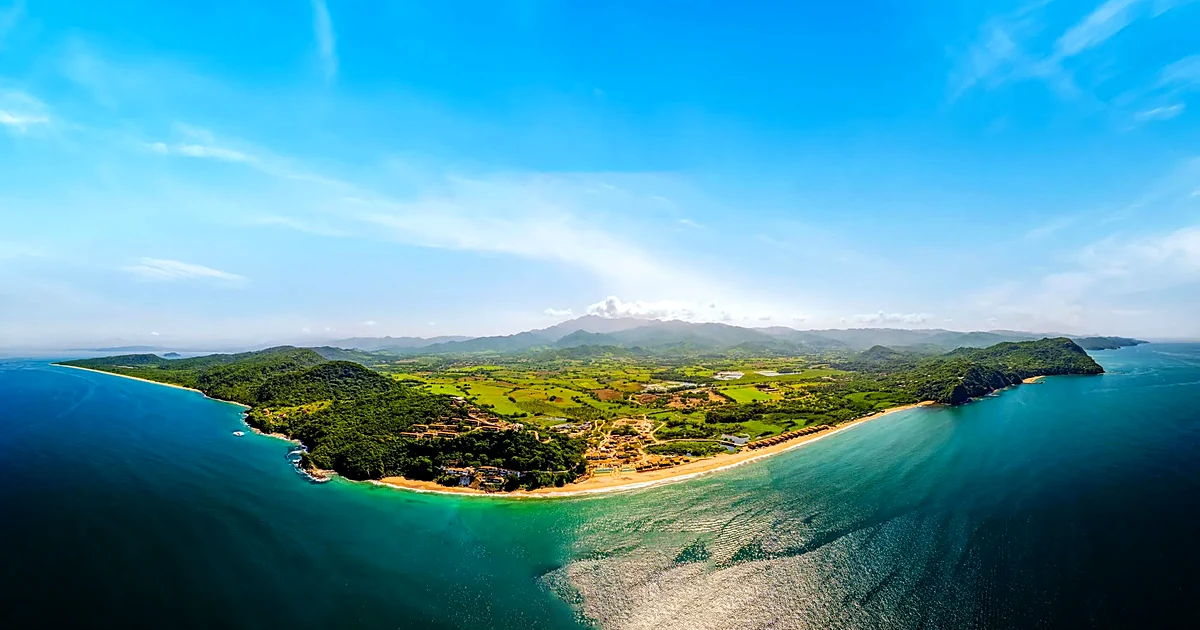 Rosewood Mandarina – hotel de ultralujo sobre un acantilado entre selva y mar