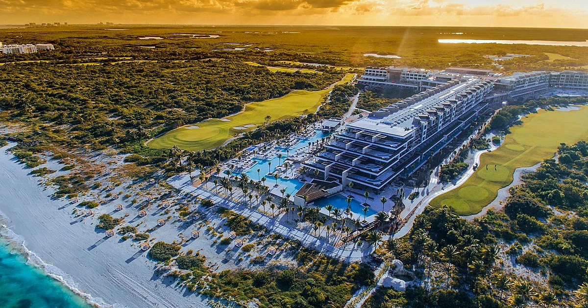 Atelier Playa Mujeres – restaurante María Dolores con Forbes Five Star y Guía Michelin, butler personal para todos