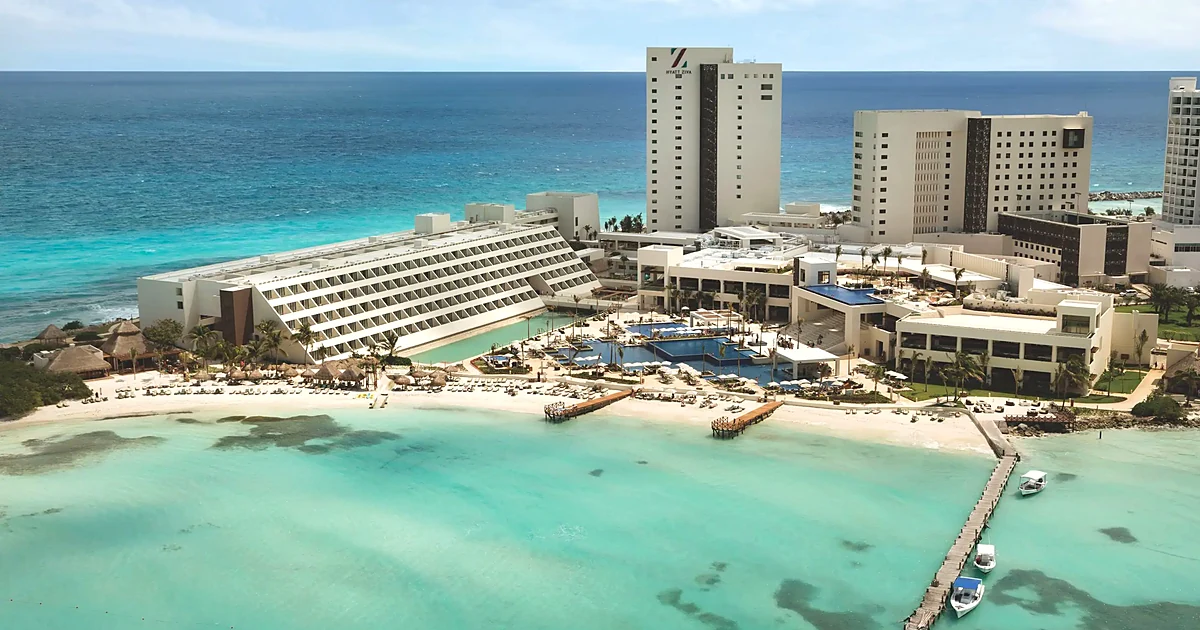 Hyatt Ziva Cancun – vistas 360° al Caribe y laguna Nichupté, torre Turquoize con piscina infinita en rooftop