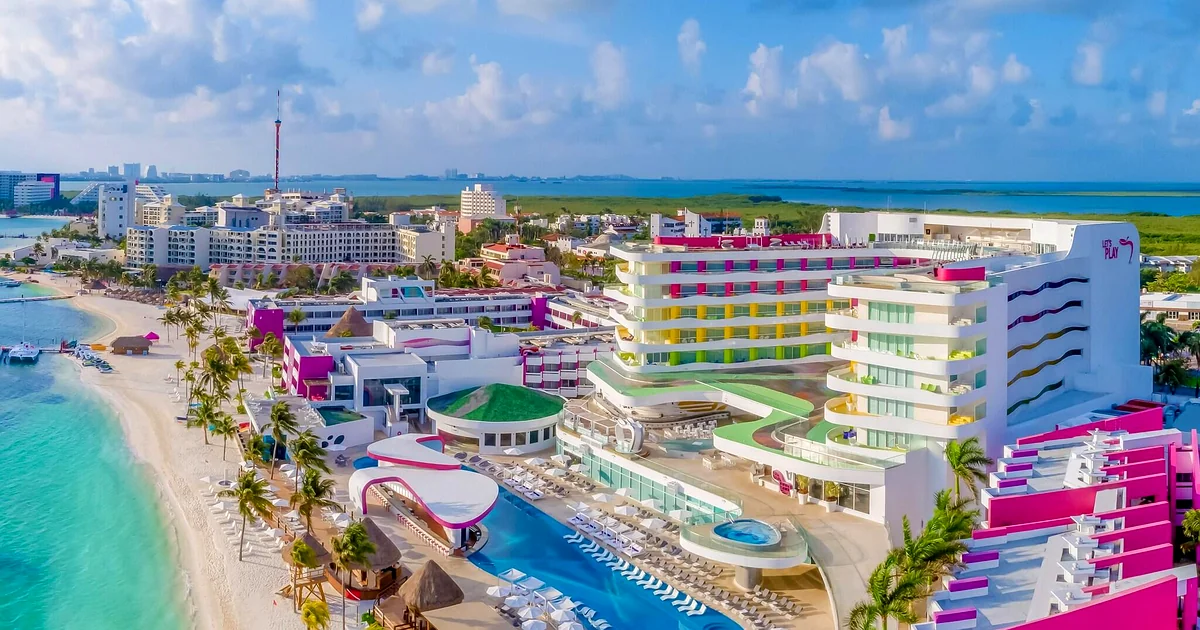 Temptation Cancún Resort – Sexy Pool, Quiet Pool, diseño Karim Rashid, solo mayores de 21