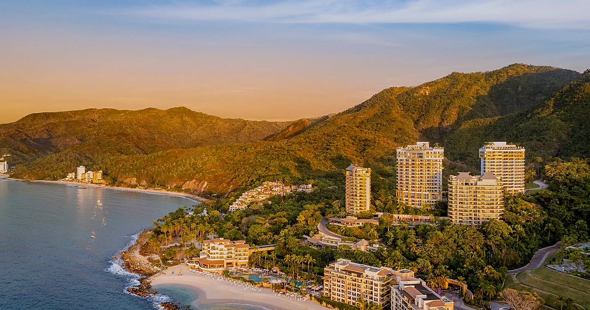 Garza Blanca Puerto Vallarta: 118 Suites Nuevas, Todas con Jacuzzi en el Balcón — Reseña 2026