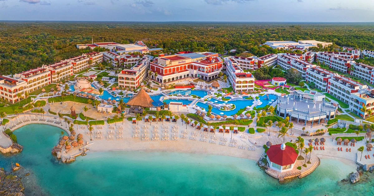 Hard Rock Hotel Riviera Maya: The Beach Secret the Photos Don't Show — Review 2026