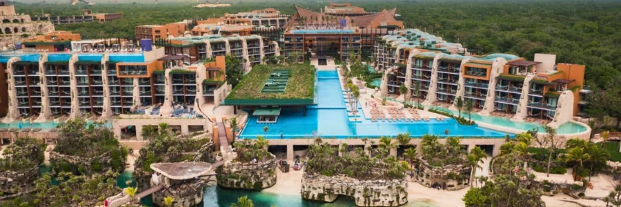 Hotel Xcaret Arte