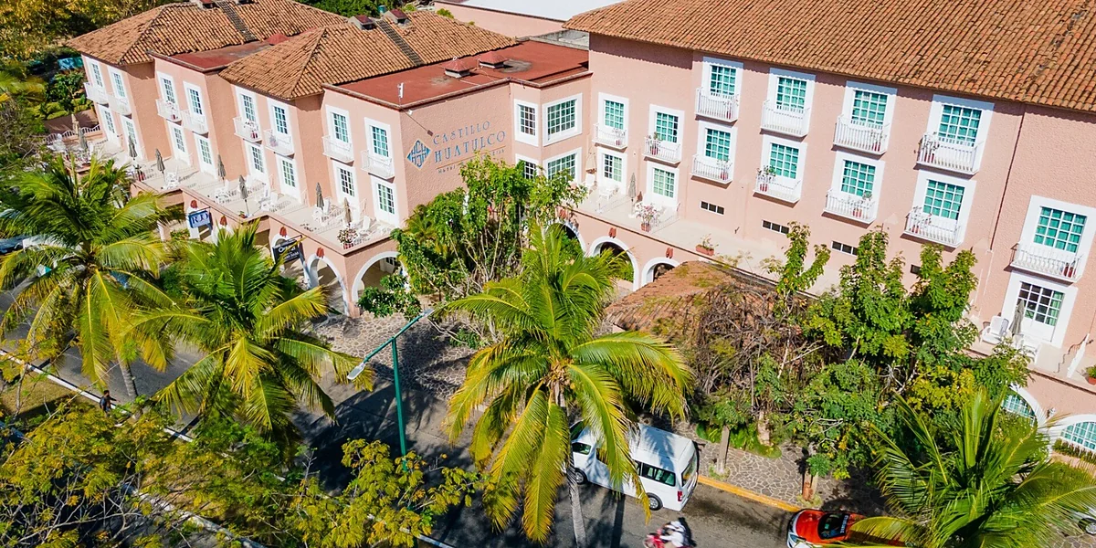 Hotel Castillo Huatulco & Beach Club – club de playa en la Bahía de Chahué