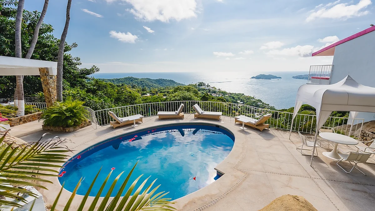 Las Brisas Acapulco – alberca privada de una casita