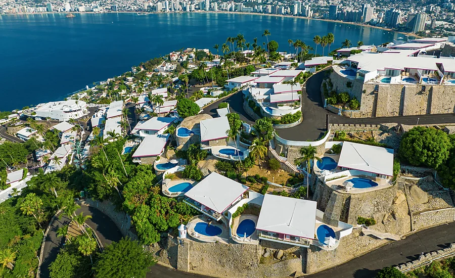 Las Brisas Acapulco: la Alberca Que Es Solo Tuya (y el Único Pero Que Nadie Te Cuenta) — Reseña 2026