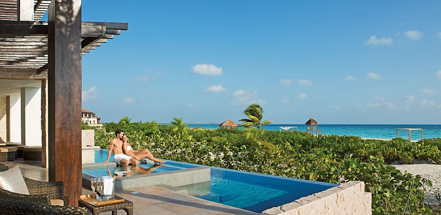 Swim-out suite