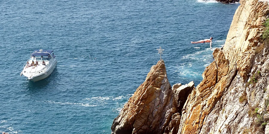 Clavadistas de La Quebrada — excursión cerca de Las Brisas Acapulco