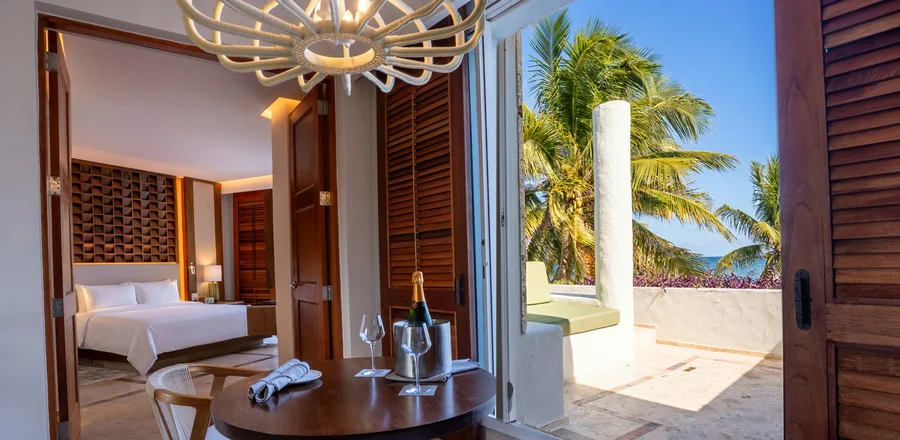 Master Suite Ocean Front Two Bedroom Diamond Club – Paraíso de la Bonita (140 m²)